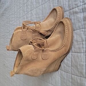 Wedge booties